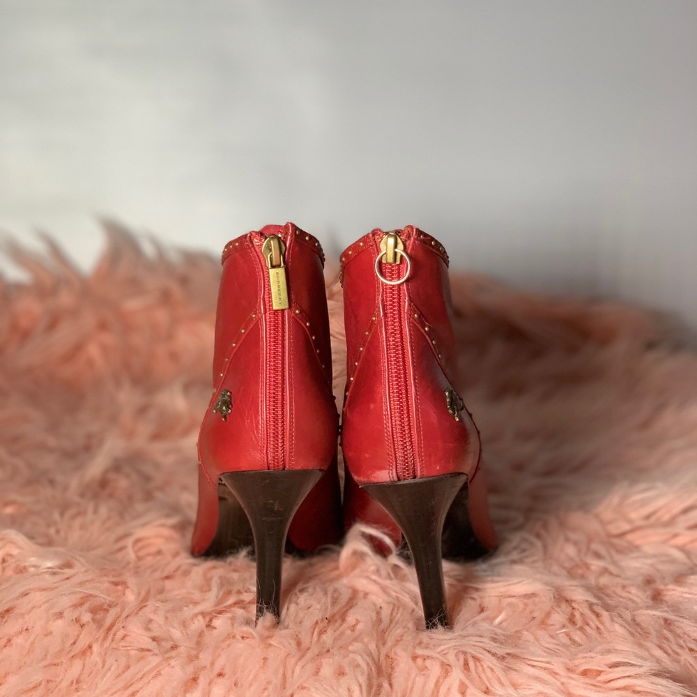Burberry red leather Kitten pointy heeled boots Size 39 - Picture 2 of 15
